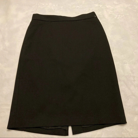 NWOT Ann Taylor LOFT Black Pencil Skirt 8 - Picture 1 of 13